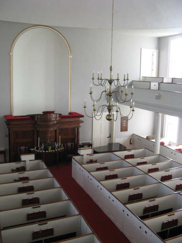 DeerfieldPews